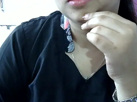 Snapshot of Cute_Aliyaa chatting on April 2026 10:12:02 AM Cute Aliyaa online show from April 2026 10:12:02 AM