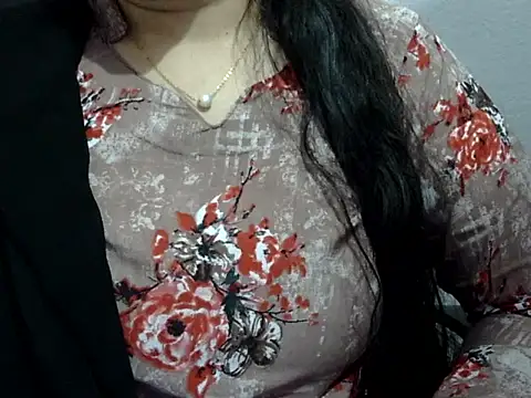 Cute Aliyaa online show from March 2026 09:56:01 AM