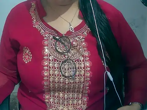 Cute Aliyaa online show from March 2026 09:25:02 AM