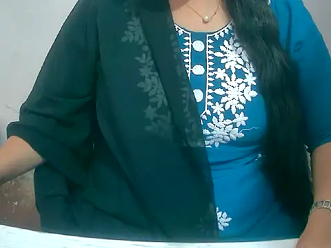 Cute Aliyaa online show from March 2026 08:44:02 AM