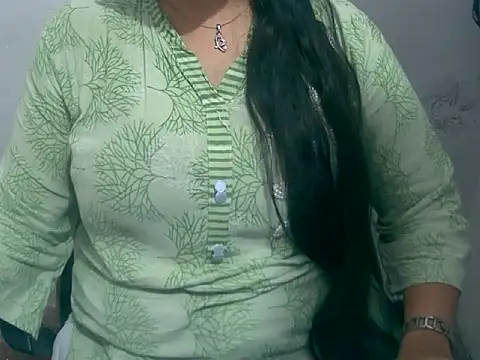 Cute Aliyaa online show from March 2026 10:42:01 AM