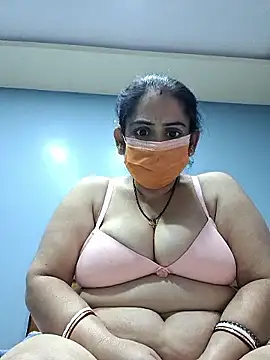 Snapshot of diyam4002 chatting on February 2026 09:13:02 PM diyam4002 online show from February 2026 09:13:02 PM