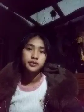 Snapshot of Hoa-tuylip chatting on February 2026 02:34:01 PM Hoa-tuylip online show from February 2026 02:34:01 PM