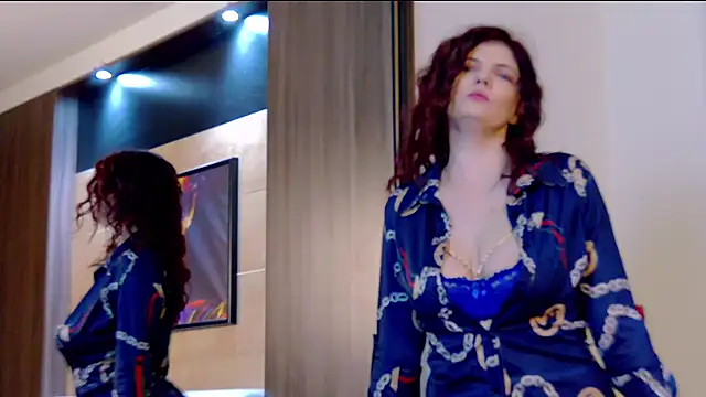 Snapshot of DesireMilf chatting on February 2026 05:18:02 AM DesireMilf online show from February 2026 05:18:02 AM