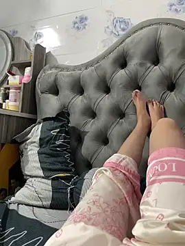 Phuonghot189 online show from February 2026 04:30:02 PM