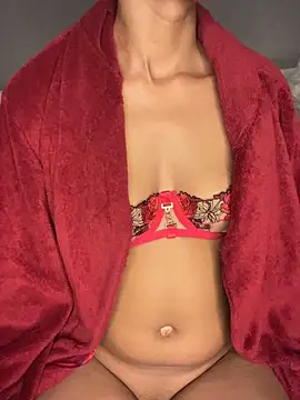 Hot Mess18 online show from May 2026 07:39:01 AM