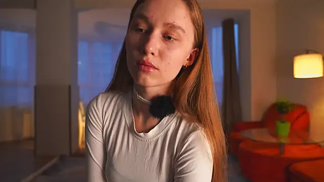 SharaNewbern online show from April 2026 02:35:02 PM