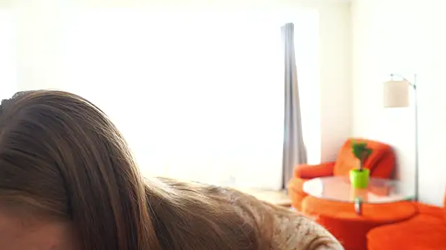 SharaNewbern online show from April 2026 10:42:02 AM