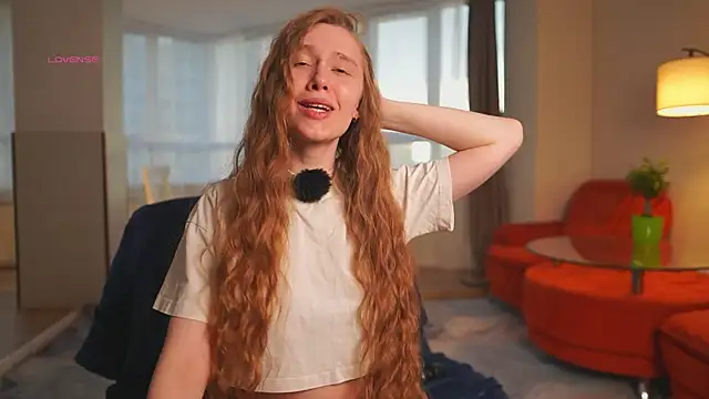 SharaNewbern online show from April 2026 02:09:02 PM