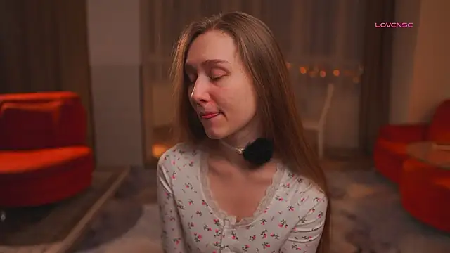 SharaNewbern online show from March 2026 02:45:01 PM