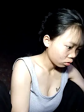 derylove  online show from April 2026 10:49:02 PM