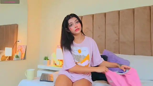 LANA LARSEN online show from March 2026 11:54:02 AM