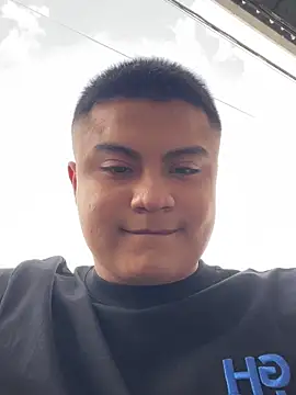 andresmahecha777 online show from February 2026 09:56:01 PM