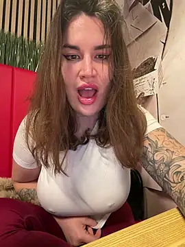 Snapshot of TattooGirlAlia chatting on February 2026 08:17:02 PM TattooGirlAlia online show from February 2026 08:17:02 PM