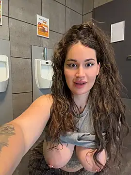 Snapshot of TattooGirlAlia chatting on June 2026 03:11:02 PM TattooGirlAlia online show from June 2026 03:11:02 PM