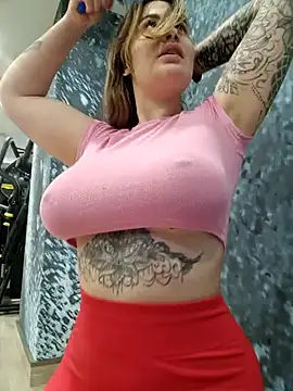 Snapshot of TattooGirlAlia chatting on January 2025 06:46:01 PM TattooGirlAlia online show from January 2025 06:46:01 PM