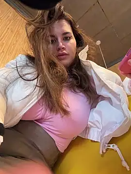 Snapshot of TattooGirlAlia chatting on December 2025 12:19:02 PM TattooGirlAlia online show from December 2025 12:19:02 PM