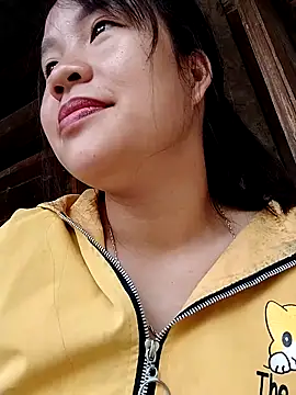 Lymimi online show from May 2026 12:03:02 AM