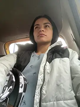 bliinkii and luka  online show from March 2026 11:29:02 AM