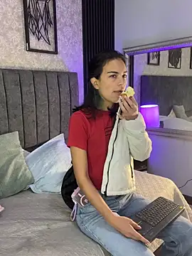 bliinkii and luka  online show from March 2026 01:24:01 PM