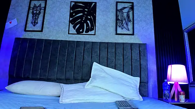 bliinkii and luka  online show from February 2026 01:12:01 PM