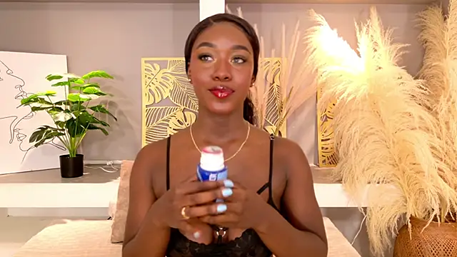 daniellabrown online show from April 2026 09:42:02 PM