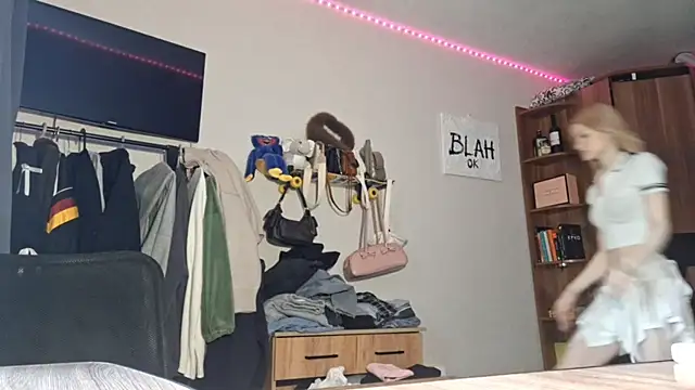 Snapshot of ChongTreece chatting on February 2026 05:14:02 AM ChongTreece online show from February 2026 05:14:02 AM