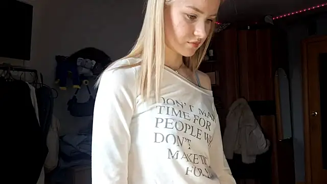 ChongTreece online show from March 2026 06:46:01 AM