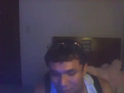 CreamKingg online show from April 2026 03:29:02 AM