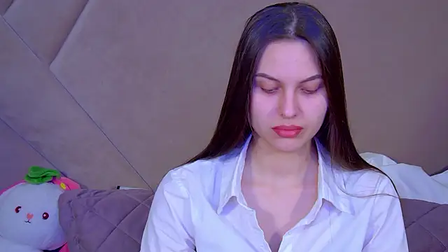 AliceVersal online show from February 2026 04:08:02 AM