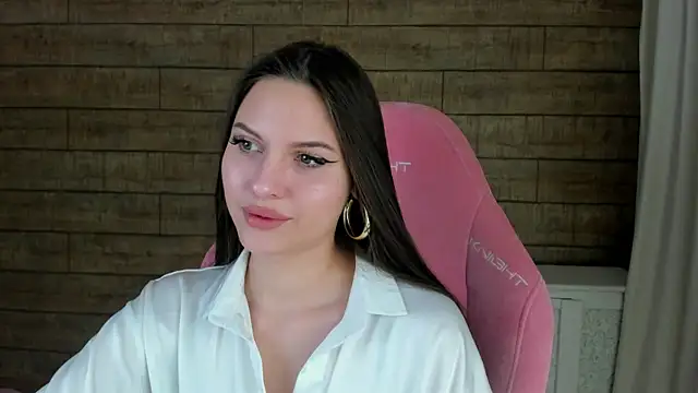 AliceVersal online show from April 2026 04:25:01 AM