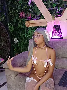 Snapshot of Katana_Rose chatting on February 2026 03:48:02 AM Katana Rose online show from February 2026 03:48:02 AM