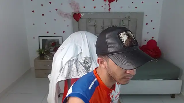 Caius fox online show from February 2026 11:10:02 AM