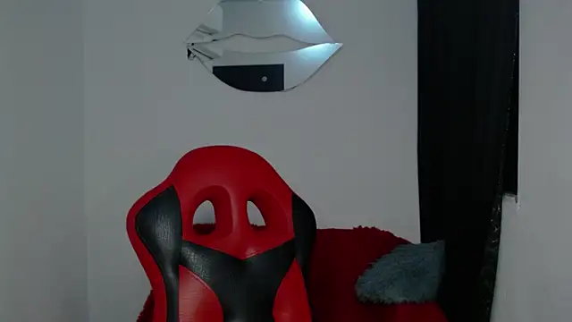 Caius fox online show from February 2026 11:06:01 AM