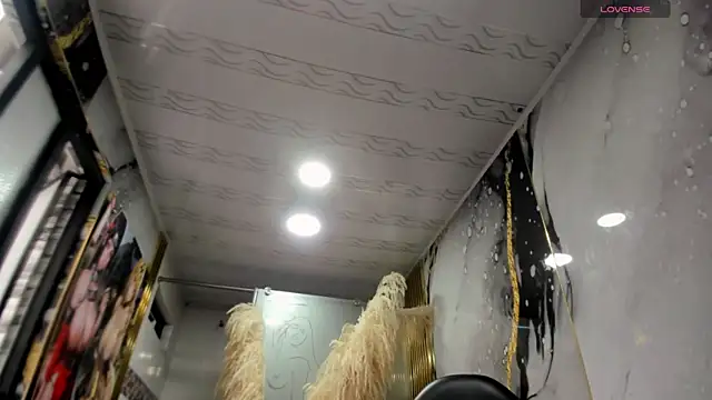 alicee  mature online show from February 2026 10:09:01 PM