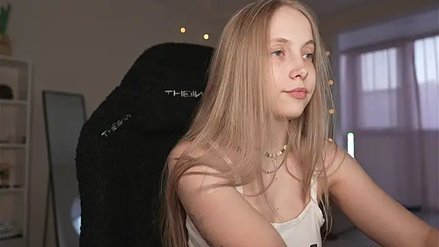 Appr0ved  online show from March 2026 04:01:02 PM