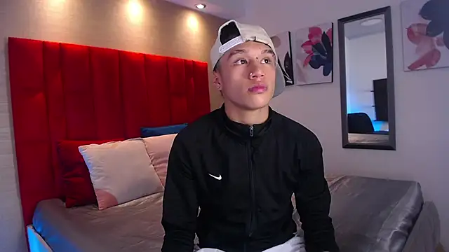 Dominik Souza online show from March 2026 06:02:01 PM