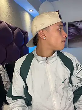 Dominik Souza online show from March 2026 08:04:01 PM