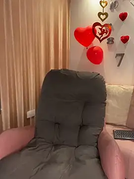 Snapshot of Dominik_Souza chatting on February 2026 12:49:02 PM Dominik Souza online show from February 2026 12:49:02 PM