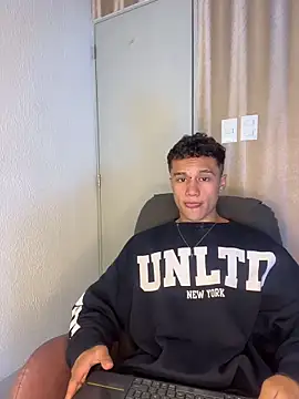 Dominik Souza online show from April 2026 08:17:01 PM