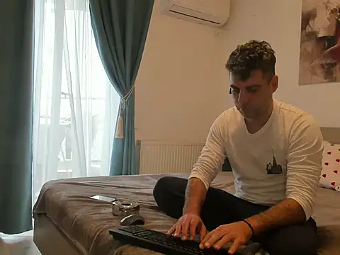 Snapshot of rickysun chatting on February 2026 11:10:01 AM rickysun online show from February 2026 11:10:01 AM