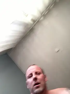 FrankdieSchwuchtel online show from May 2026 05:11:01 PM