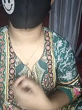 Snapshot of Ms-Nusrat chatting on February 2026 05:44:01 PM Ms-Nusrat online show from February 2026 05:44:01 PM