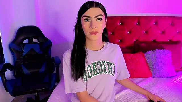 Isabella Moon9 online show from April 2026 12:11:02 PM