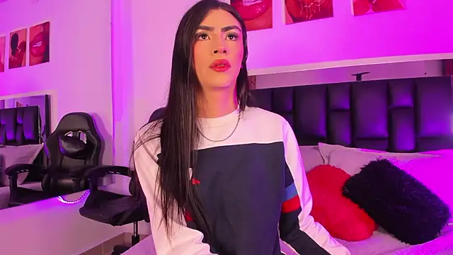 Snapshot of Isabella_Moon9 chatting on February 2026 12:29:02 PM Isabella Moon9 online show from February 2026 12:29:02 PM