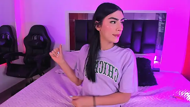 Isabella Moon9 online show from March 2026 11:44:02 AM