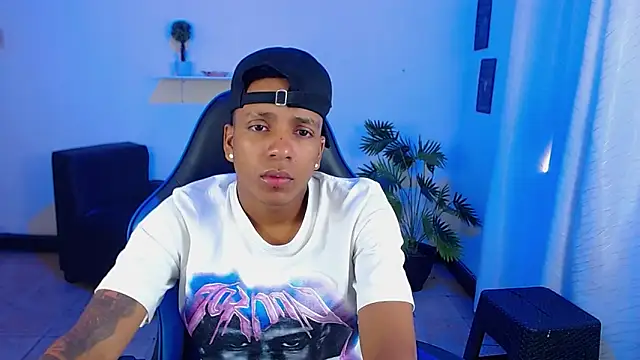 ostinn18 online show from March 2026 02:31:01 PM