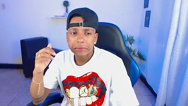 ostinn18 online show from March 2026 02:31:02 PM