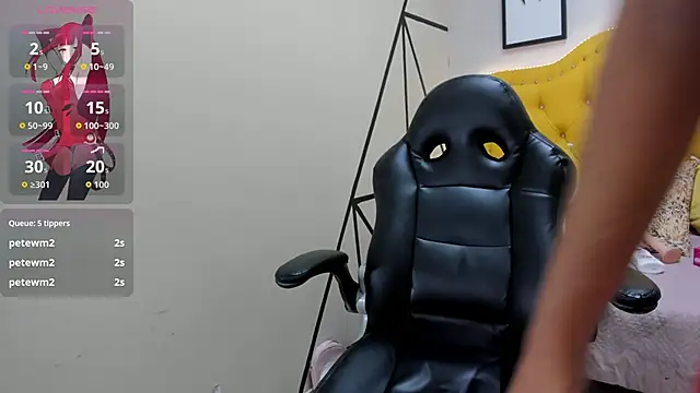 Tiara Latina online show from March 2026 11:43:01 PM