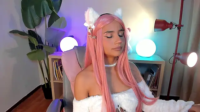 Lia flor online show from February 2026 03:38:02 AM